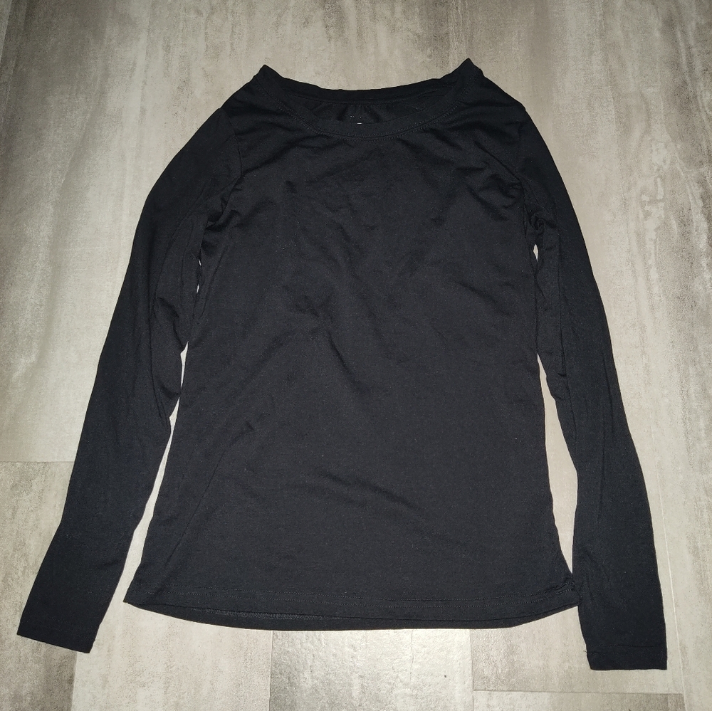 Women’s Black Long Sleeve Stretch Undershirt – NY Threads – Size Small